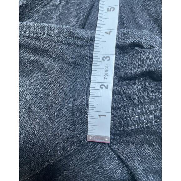 Universal Threads Women's High-Rise 90's Cutoff Black Jean Denim Shorts Size 17R - Picture 5 of 9